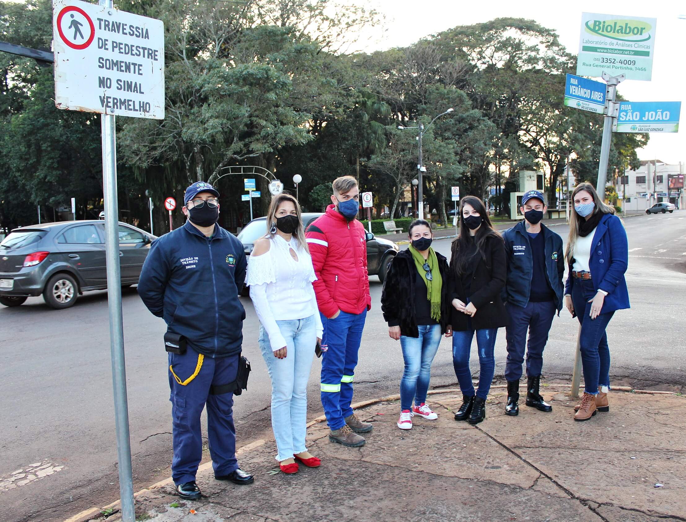 Prefeitura inicia a instalação de novos semáforos no cruzamento das ruas São João e Venâncio Aires